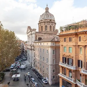 Leonardo Navona , Roma Italia